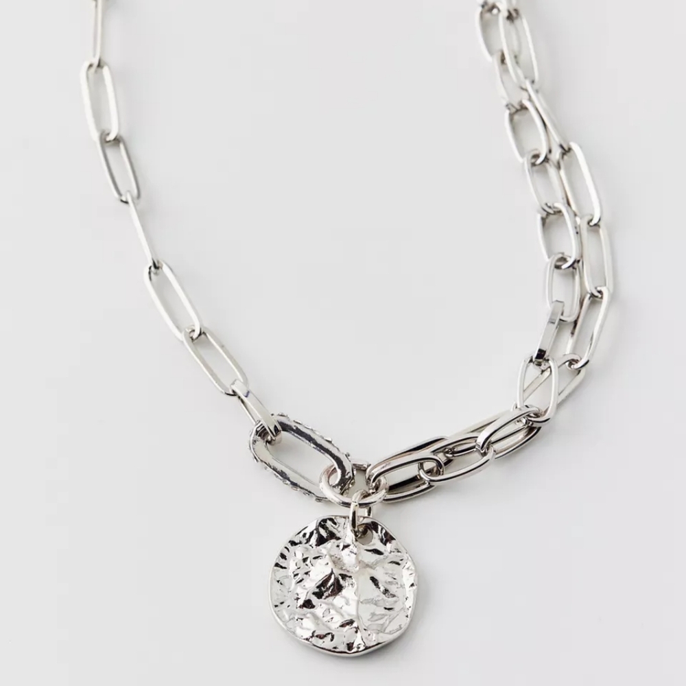 Urban Outfitters Silver Gray Twisted Chain Necklace